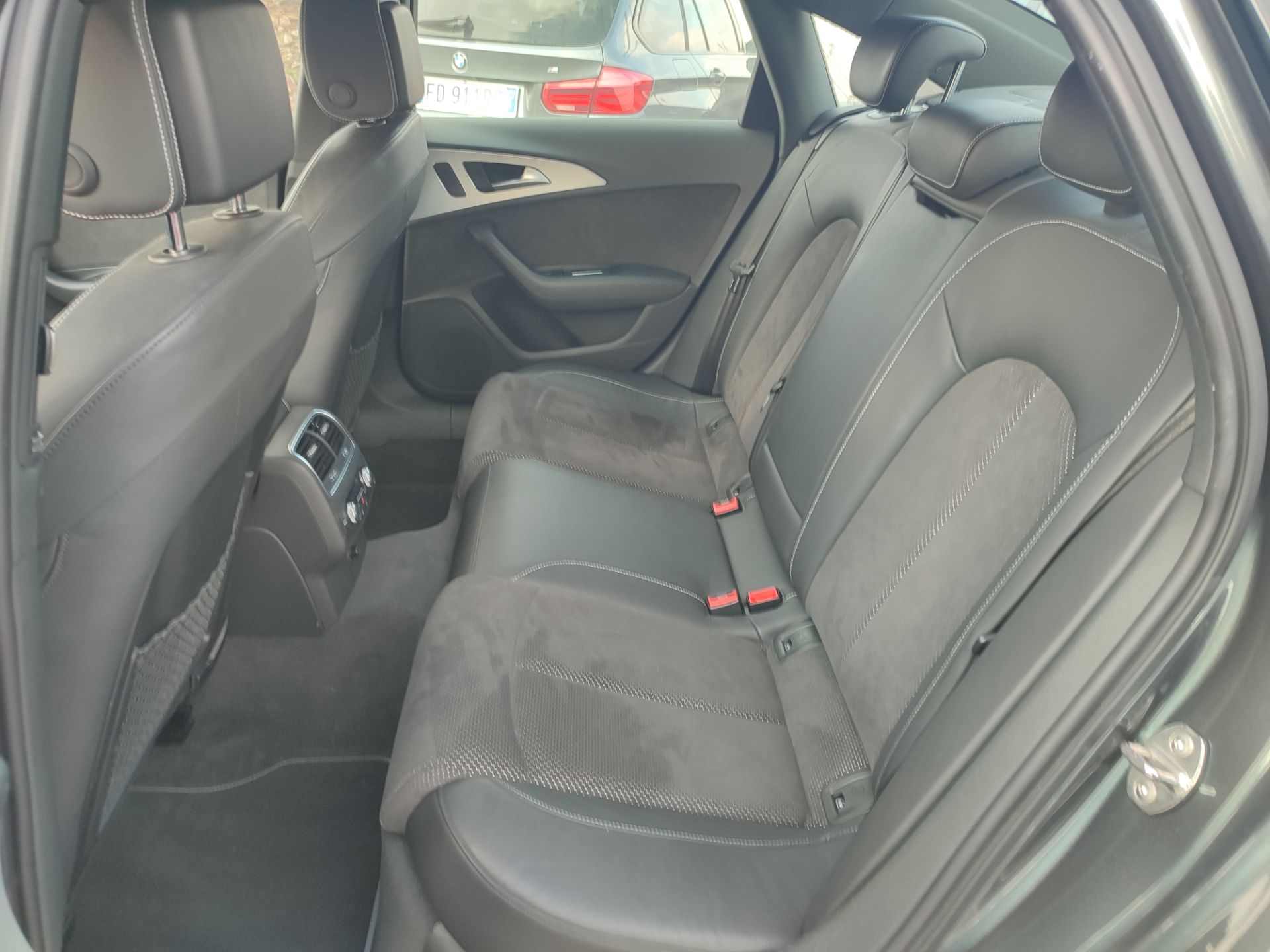 Audi A6  2.0 TDI ultra S-tronic Business S-Line