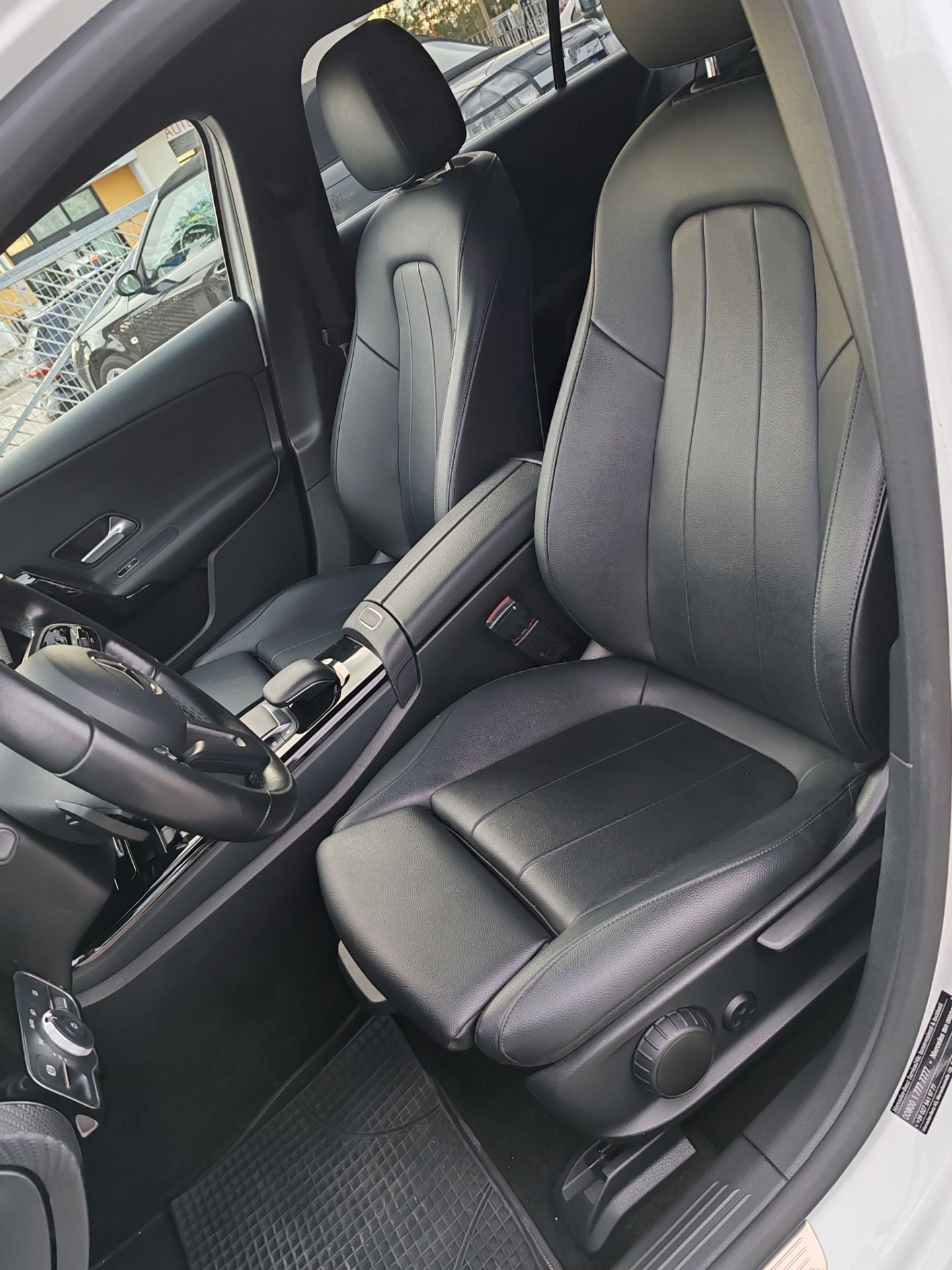 Mercedes-Benz A 180D  Business Extra