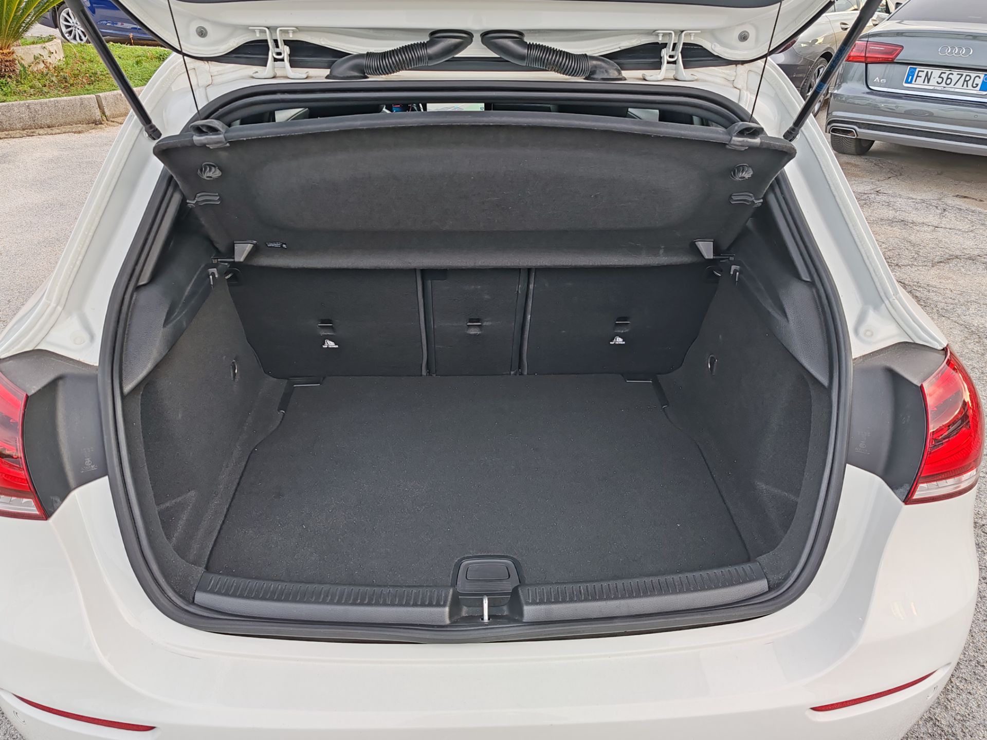 Mercedes-Benz A 180D  Business Extra