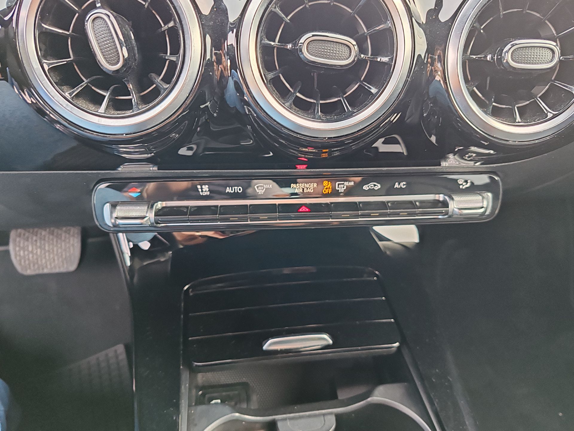 Mercedes-Benz A 180D  Business Extra