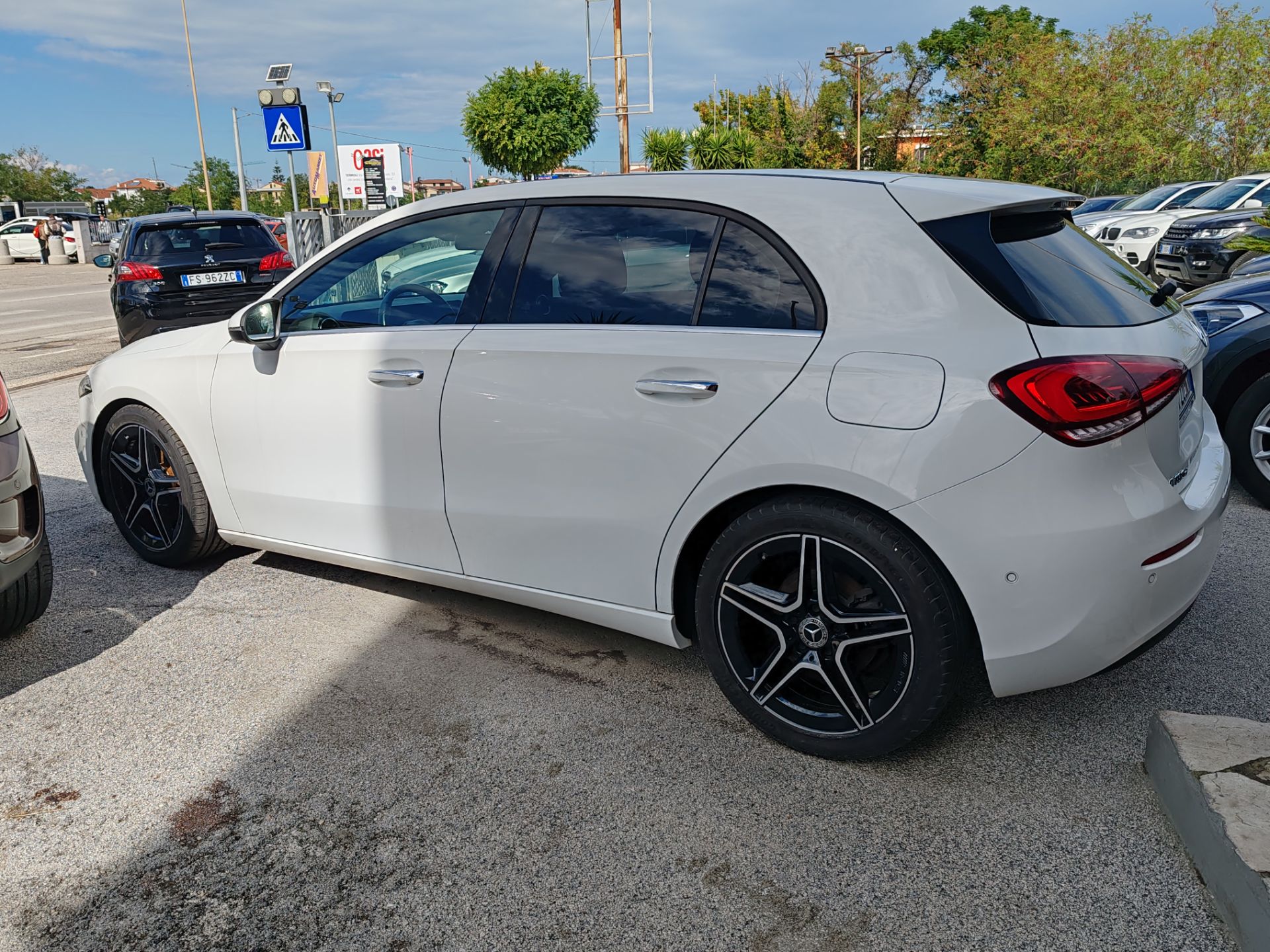 Mercedes-Benz A 180D  Business Extra