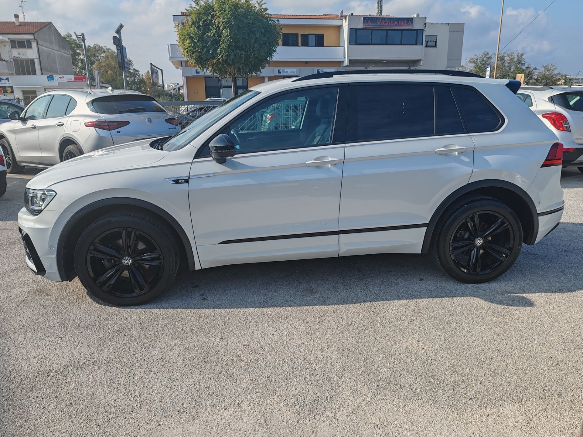Volkswagen Tiguan 2.0 TDI 150CV SCR DSG 4MOT.R-Line