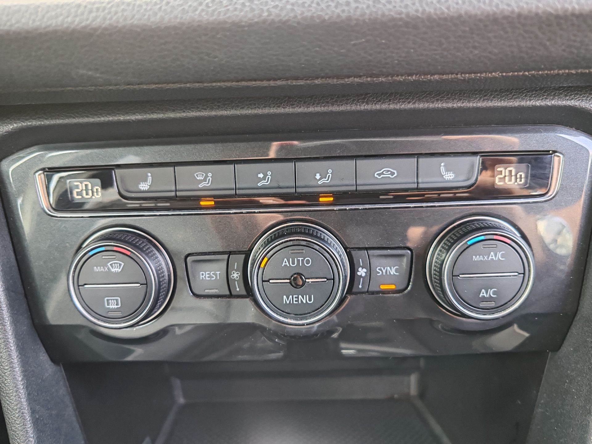 Volkswagen Tiguan 2.0 TDI 150CV SCR DSG 4MOT.R-Line