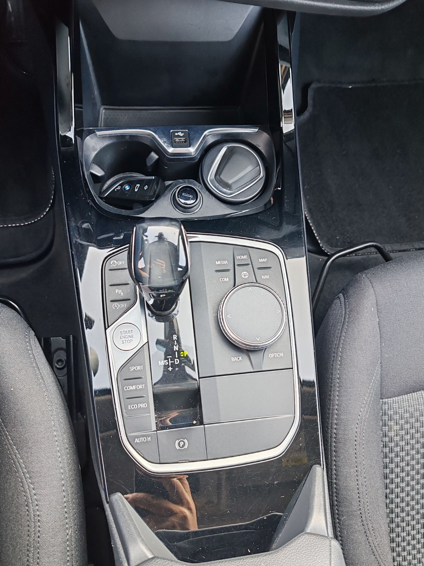BMW 118  D Business Advantage Aut.