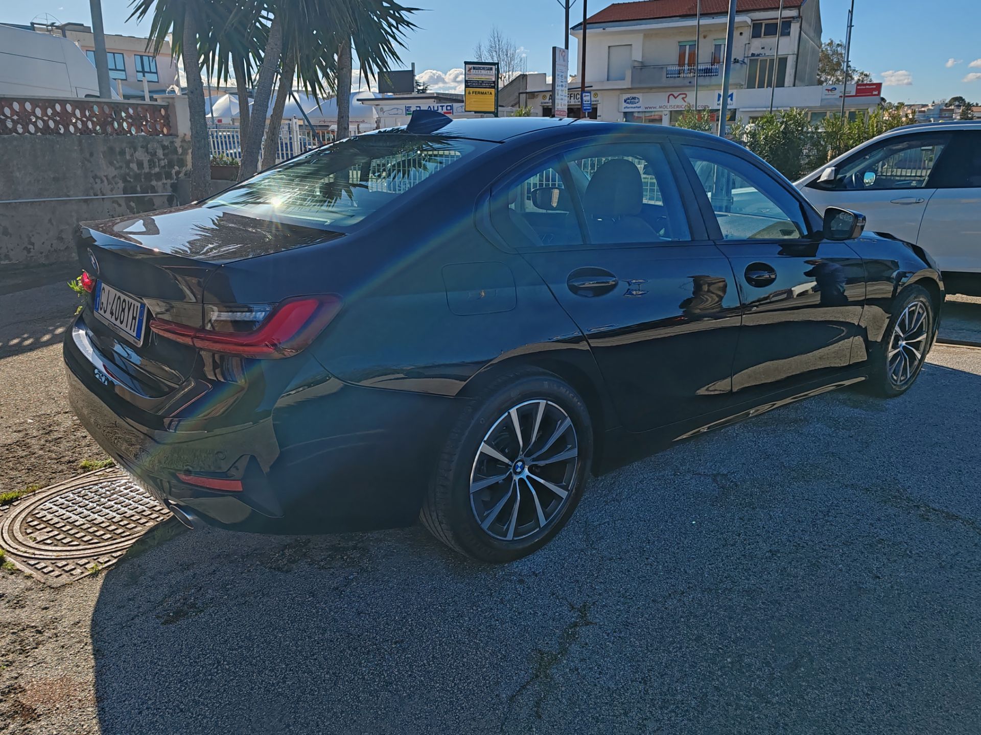 BMW 318  D 48v Business Advantage Aut.