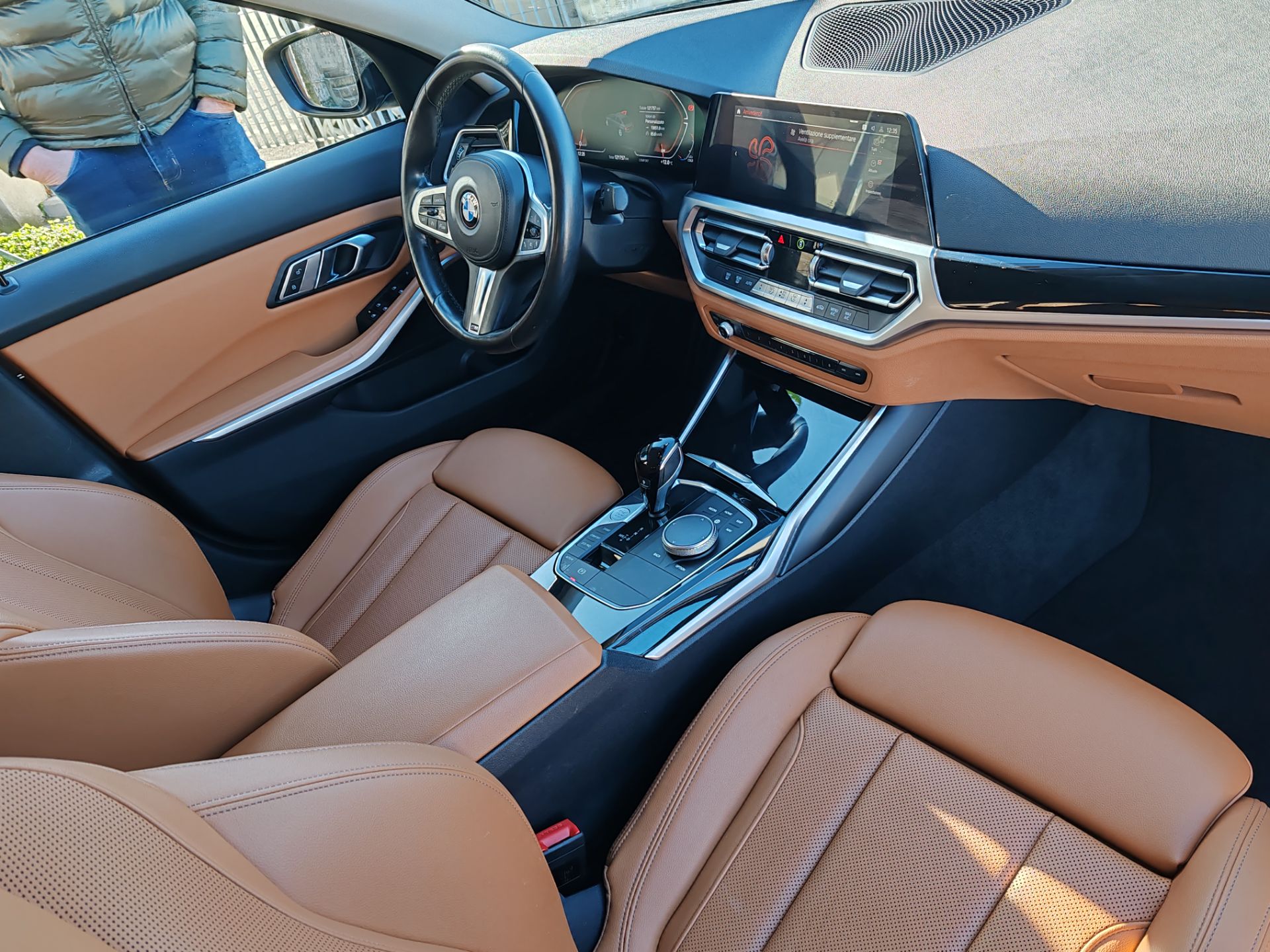 BMW 318  D 48v Business Advantage Aut.