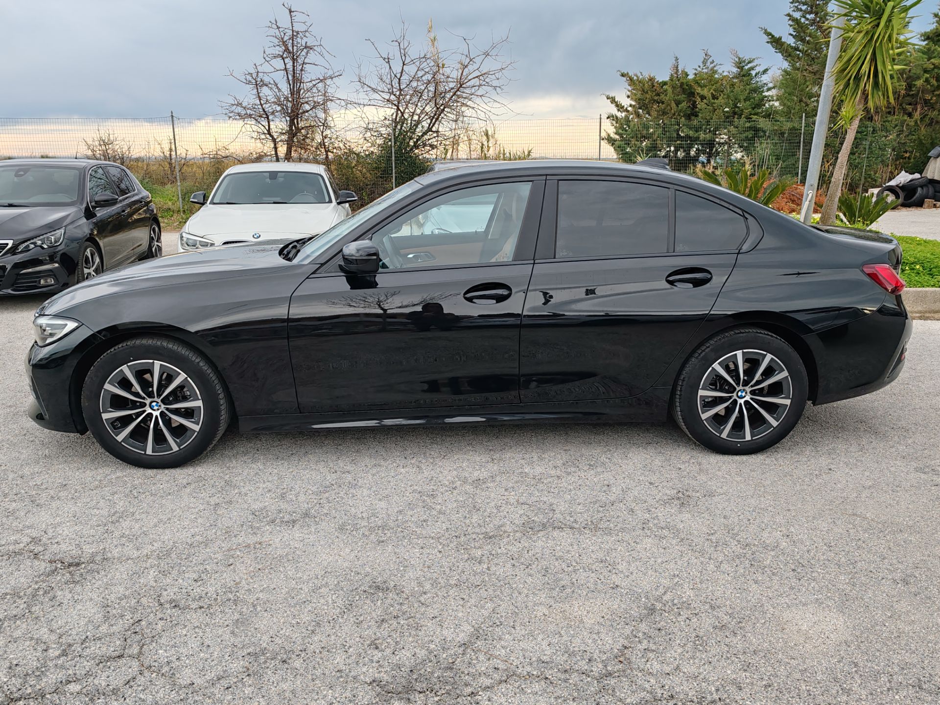 BMW 318  D 48v Business Advantage Aut.