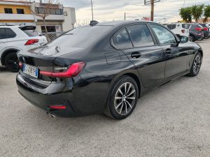 BMW 318 D 48v Business Advantage Aut.
