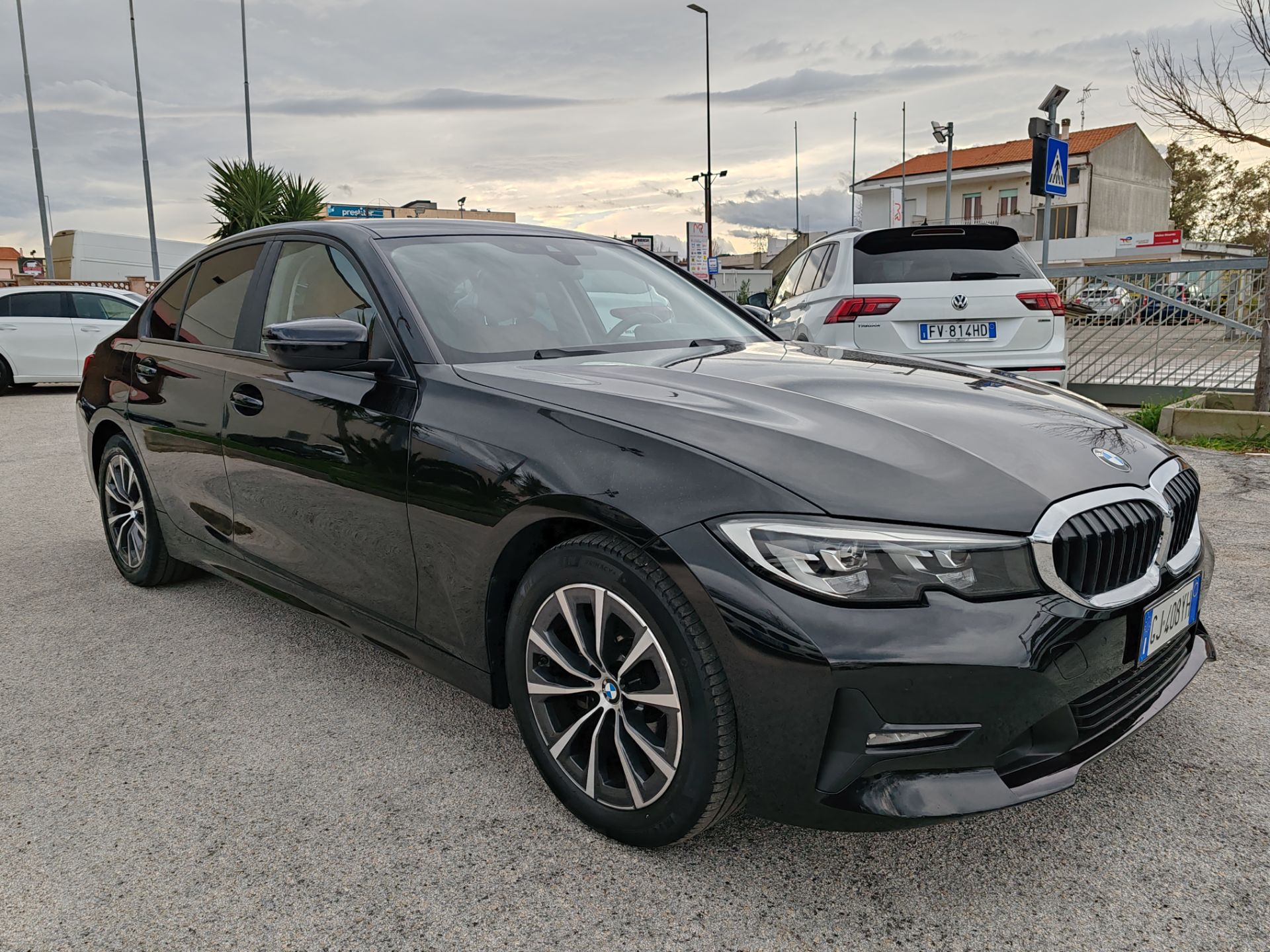BMW 318  D 48v Business Advantage Aut.