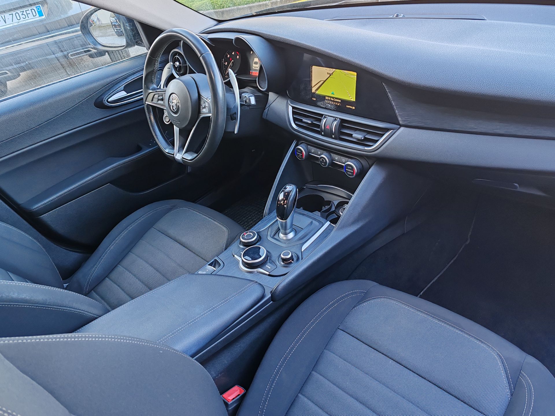 Alfa Romeo Giulia 2.2 Turbodiesel 160 CV AT8 Bus.