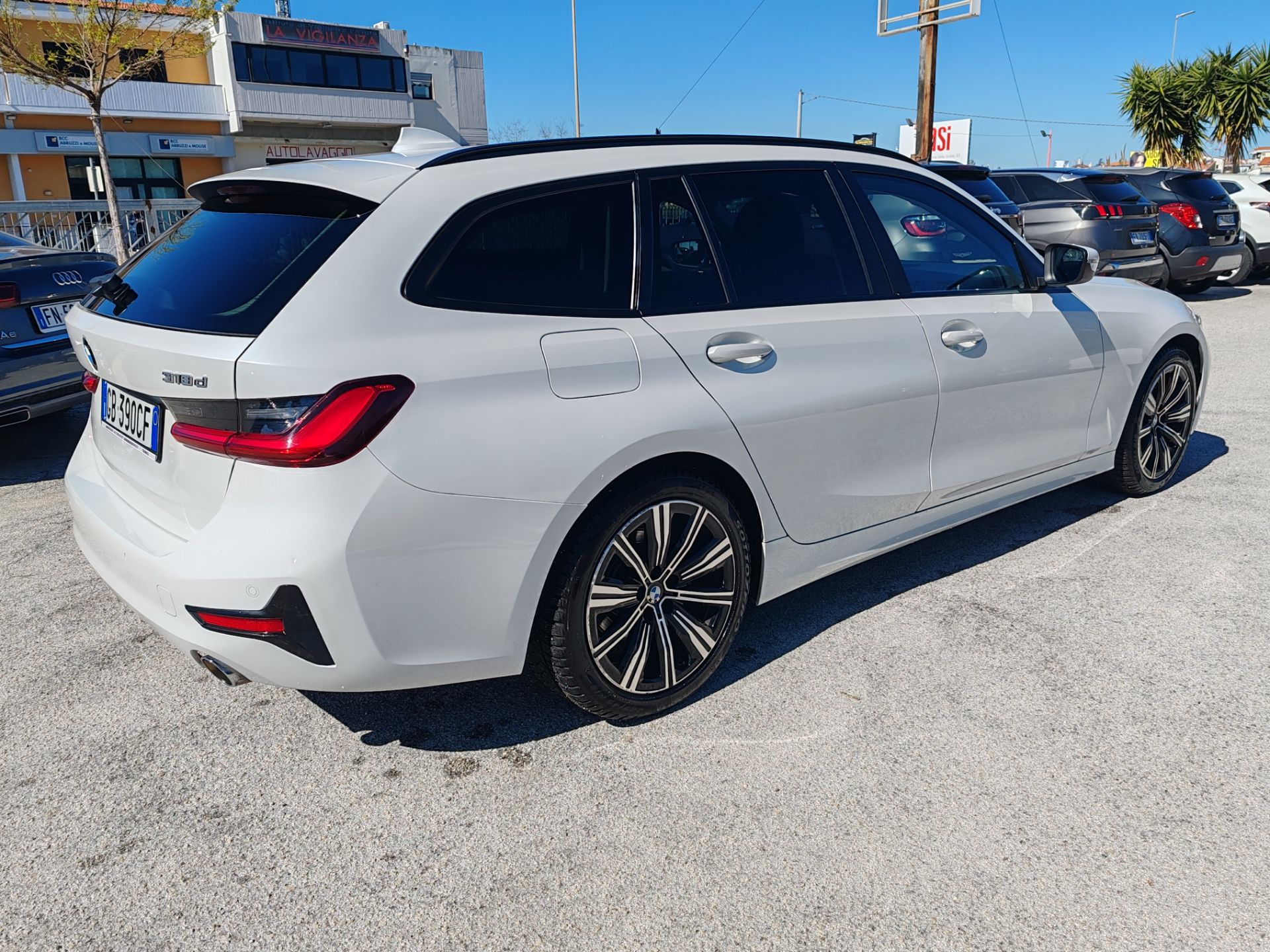 BMW 318d Touring Business Advantage Aut.