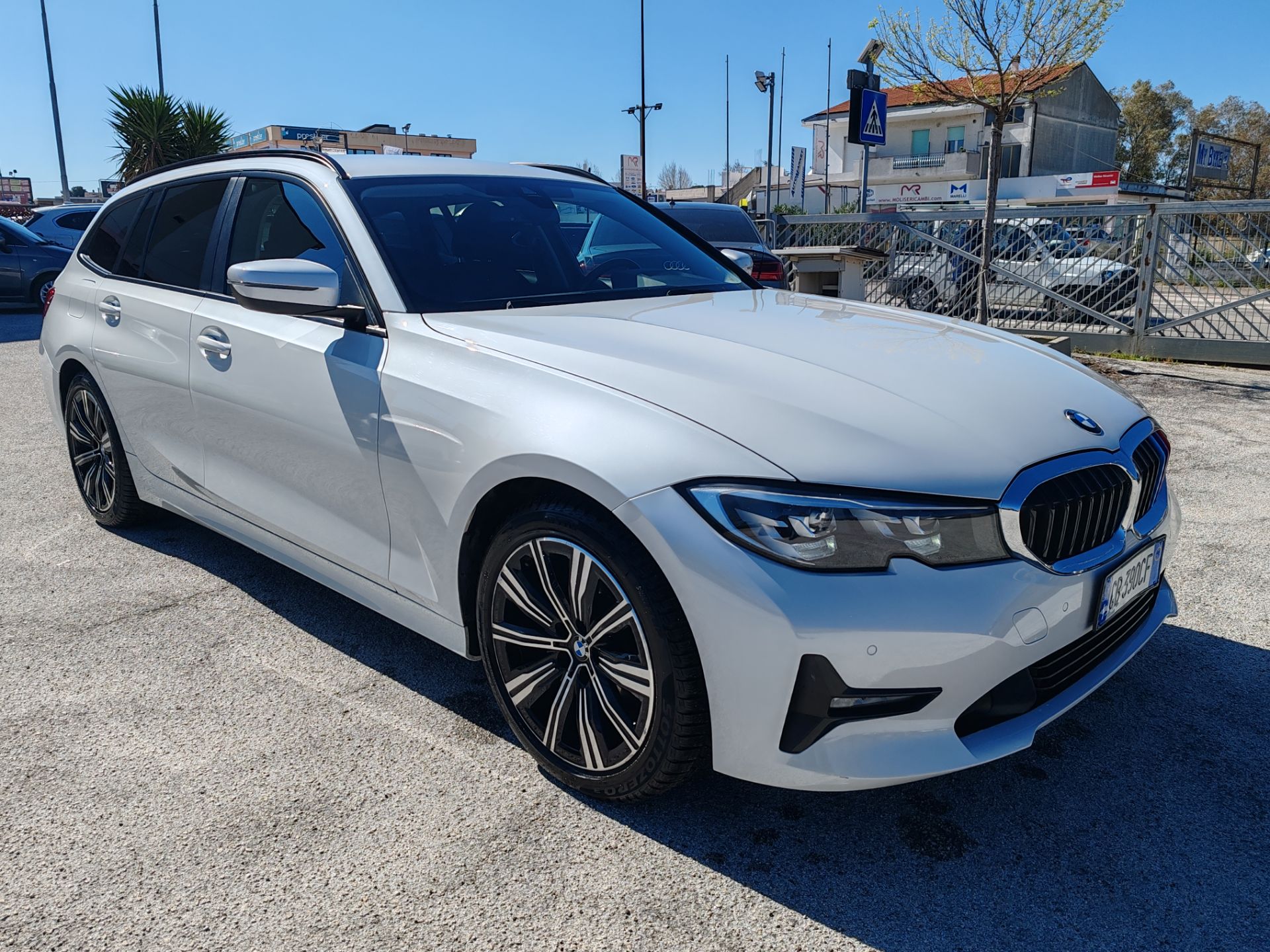 BMW 318d Touring Business Advantage Aut.