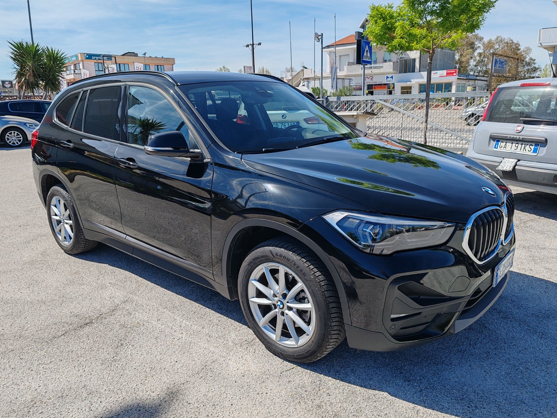 BMW X1  SDrive18d Business Advantage Aut.