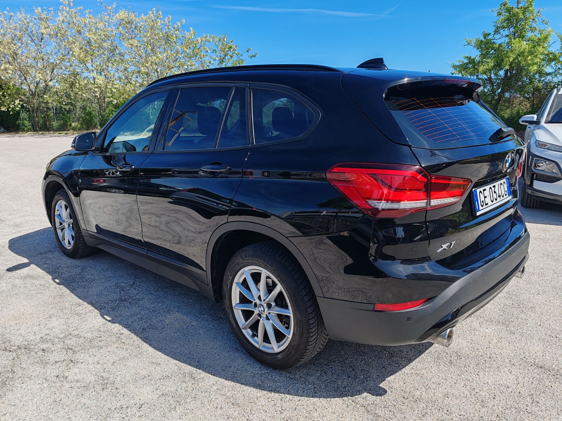 BMW X1  SDrive18d Business Advantage Aut.