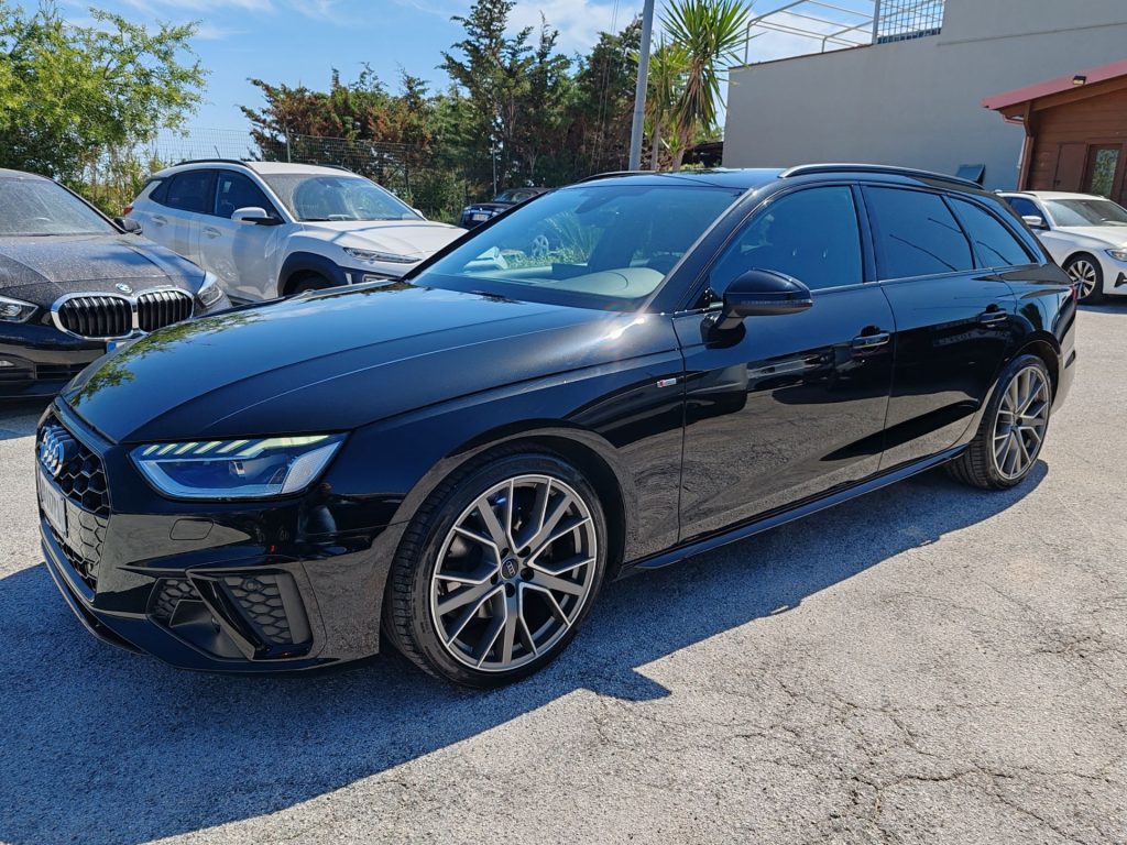 Audi A4  Avant 35 TDI/163 CV S tronic S line edition