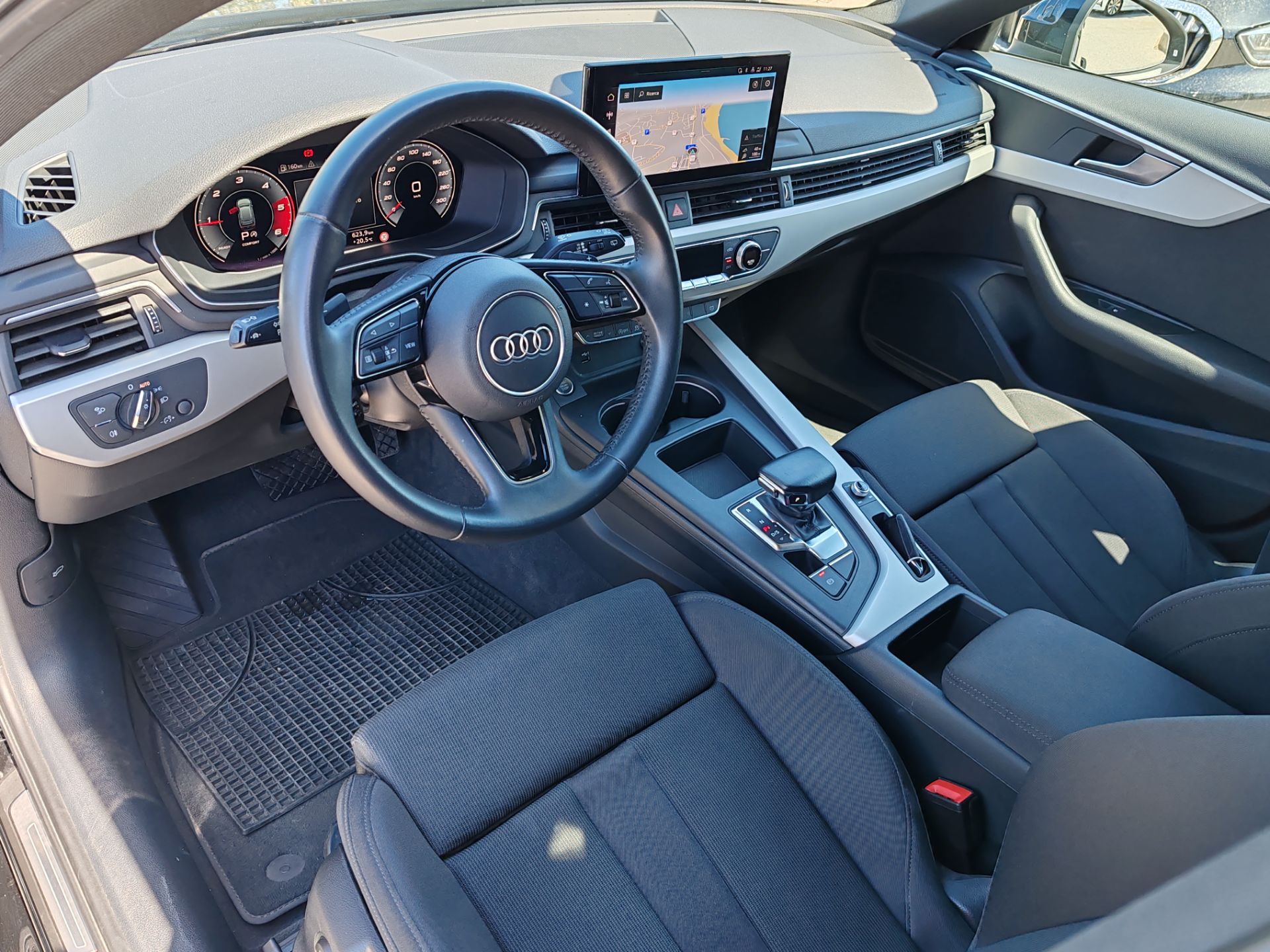 Audi A4  Avant 35 TDI/163 CV S tronic S line edition