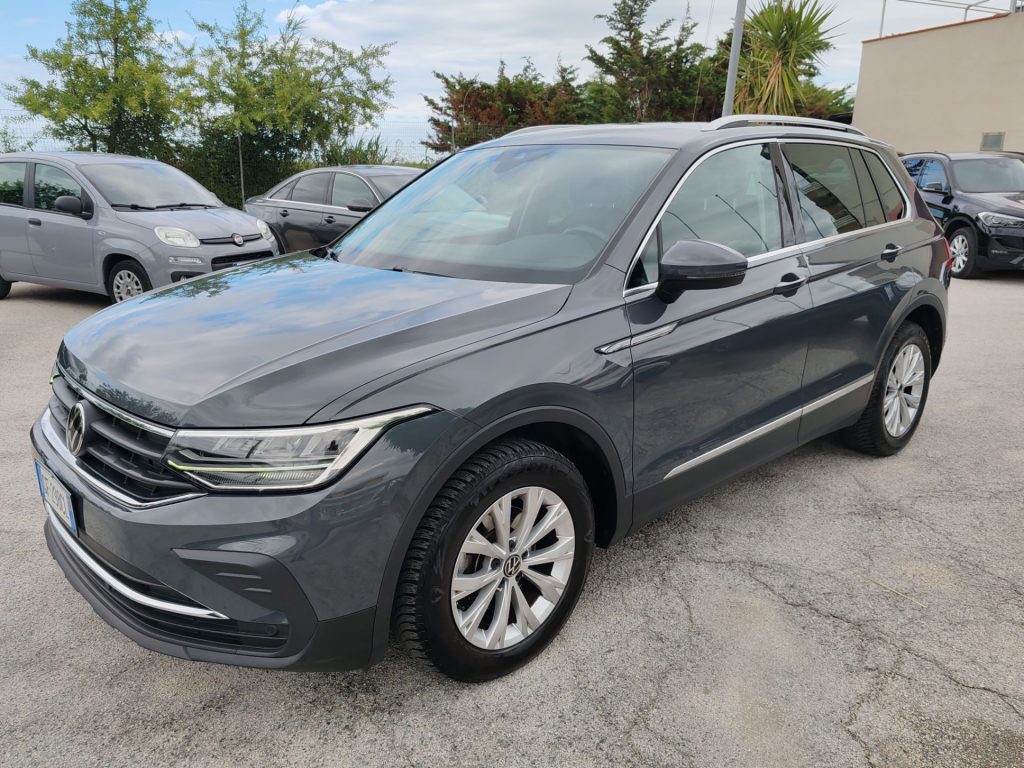 Volkswagen Tiguan  2.0 TDI 150CV SCR DSG Life