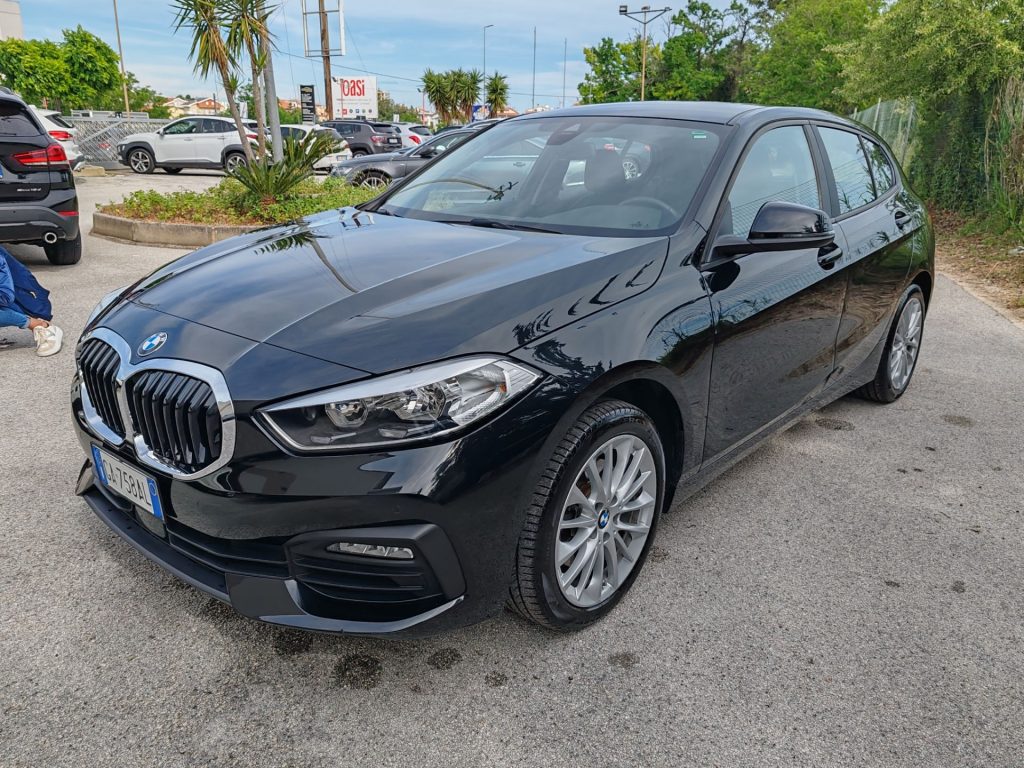 BMW 116d 5p. Business Advantage