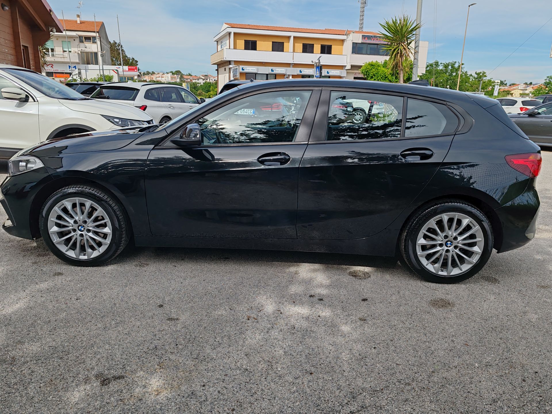BMW 116d 5p. Business Advantage