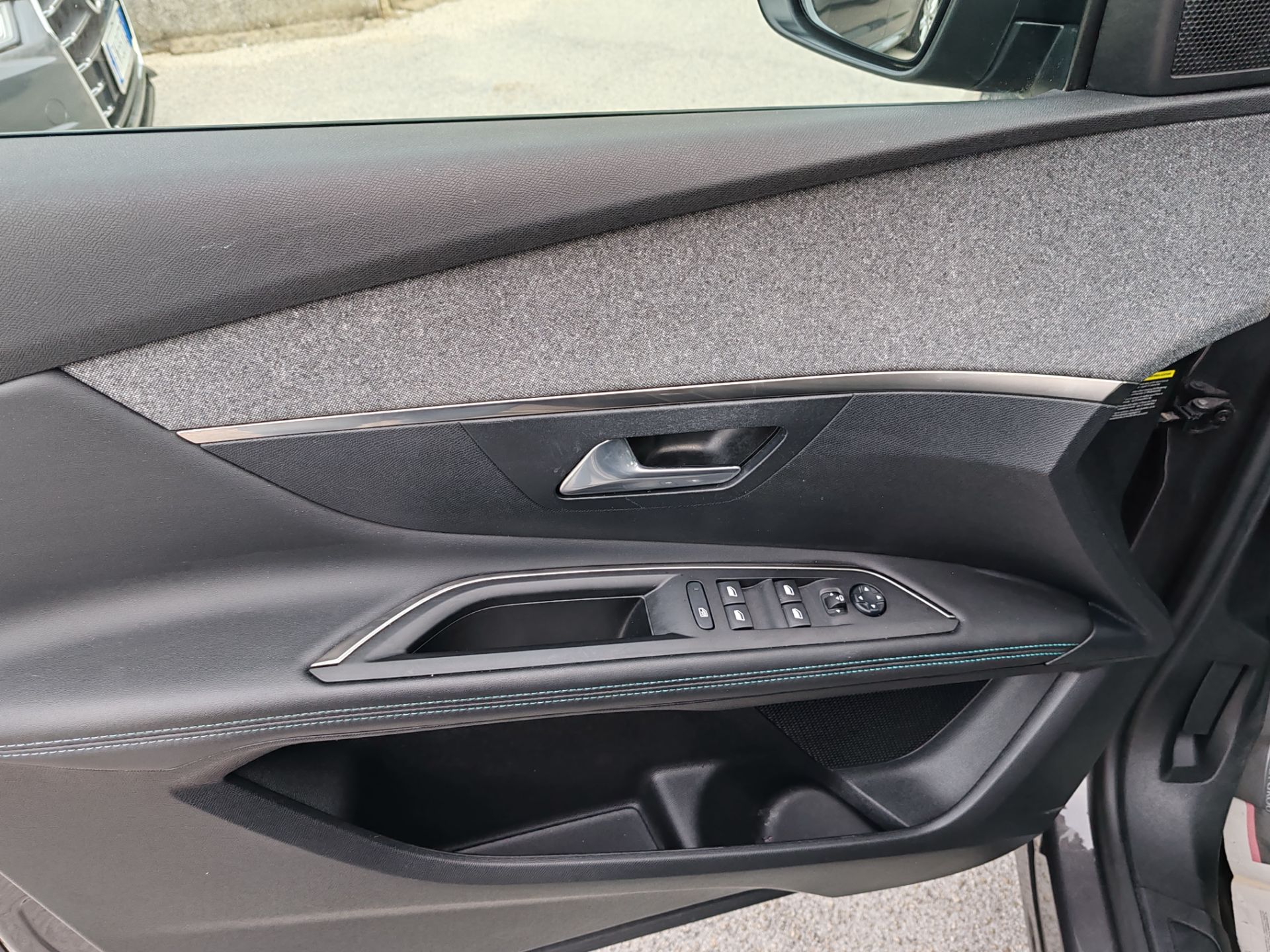 Peugeot 3008 BlueHDi 130 S&S EAT8 Allure Pack