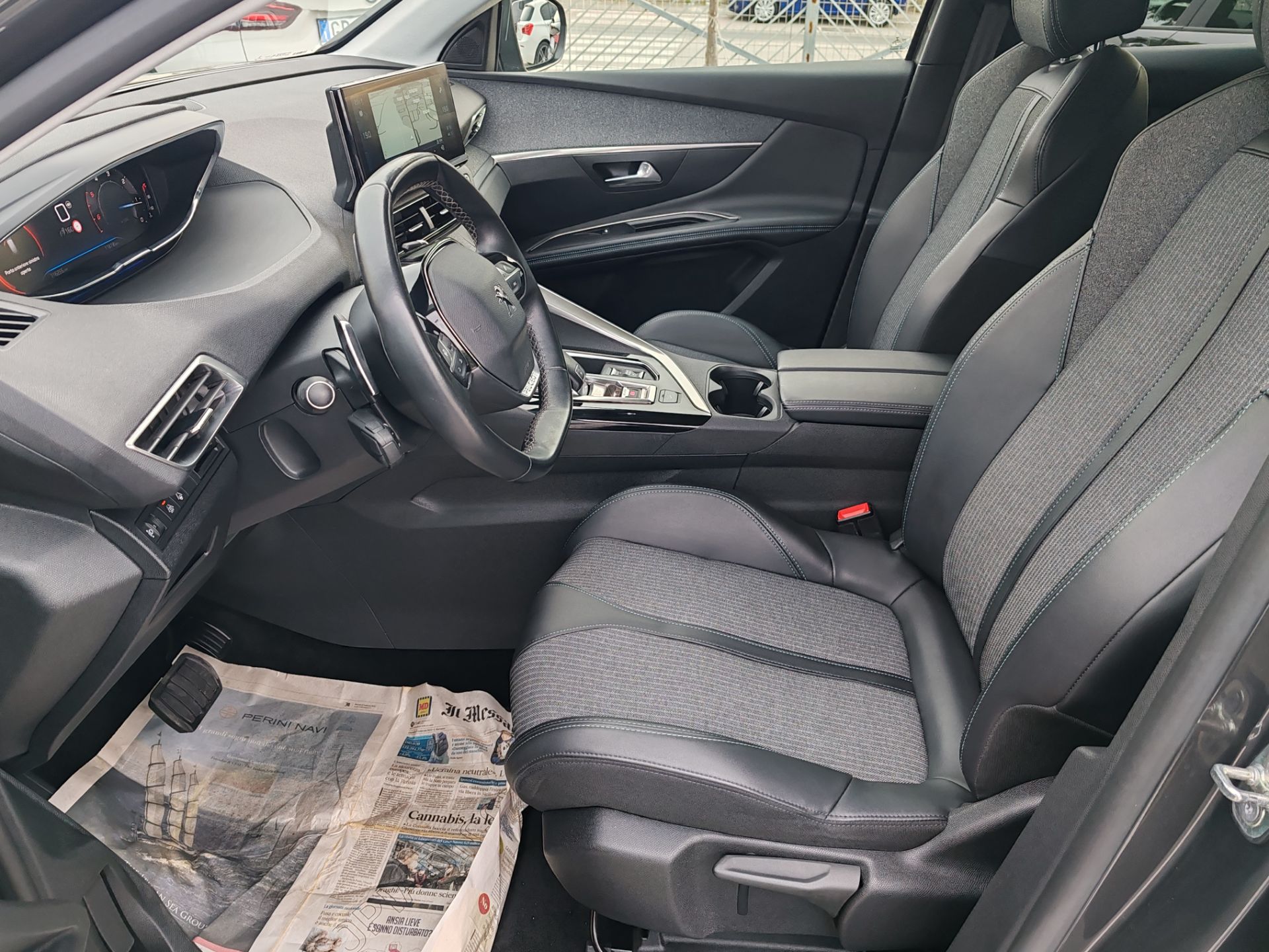 Peugeot 3008 BlueHDi 130 S&S EAT8 Allure Pack