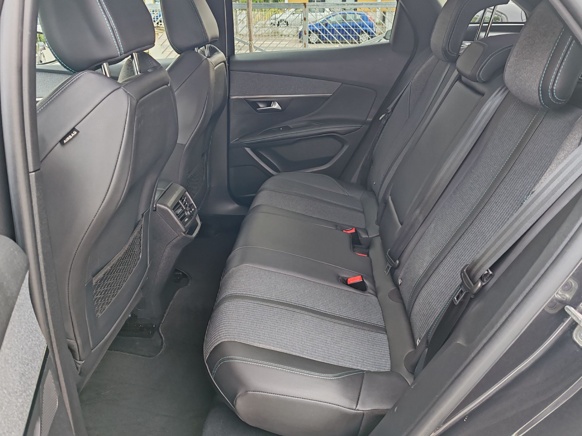 Peugeot 3008 BlueHDi 130 S&S EAT8 Allure Pack