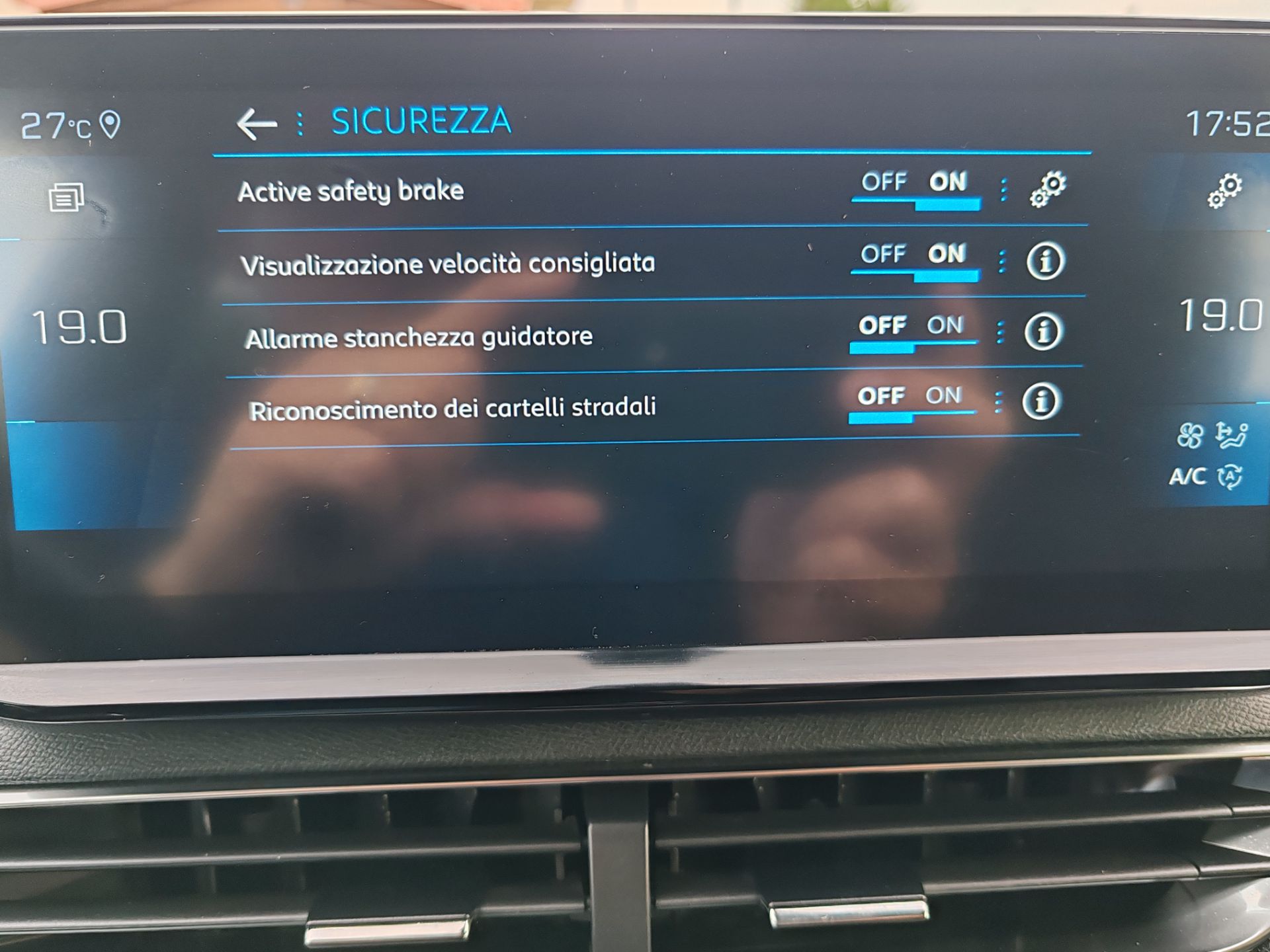 Peugeot 3008 BlueHDi 130 S&S EAT8 Allure Pack