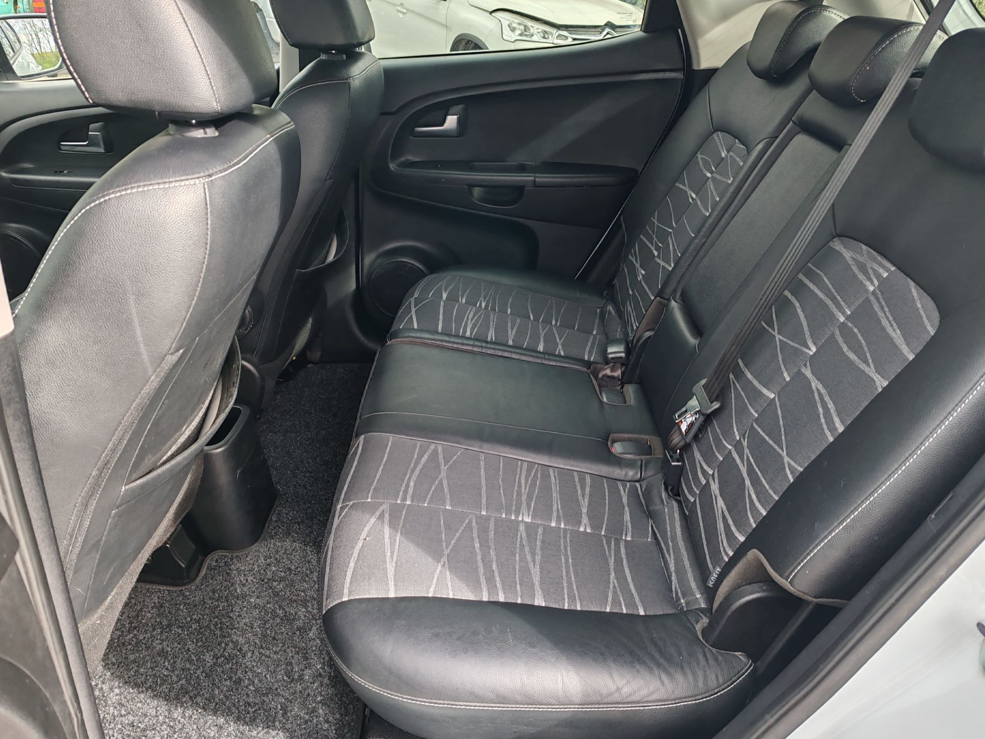 Kia Venga 1.4 CRDi 90 CV S&S High Tech