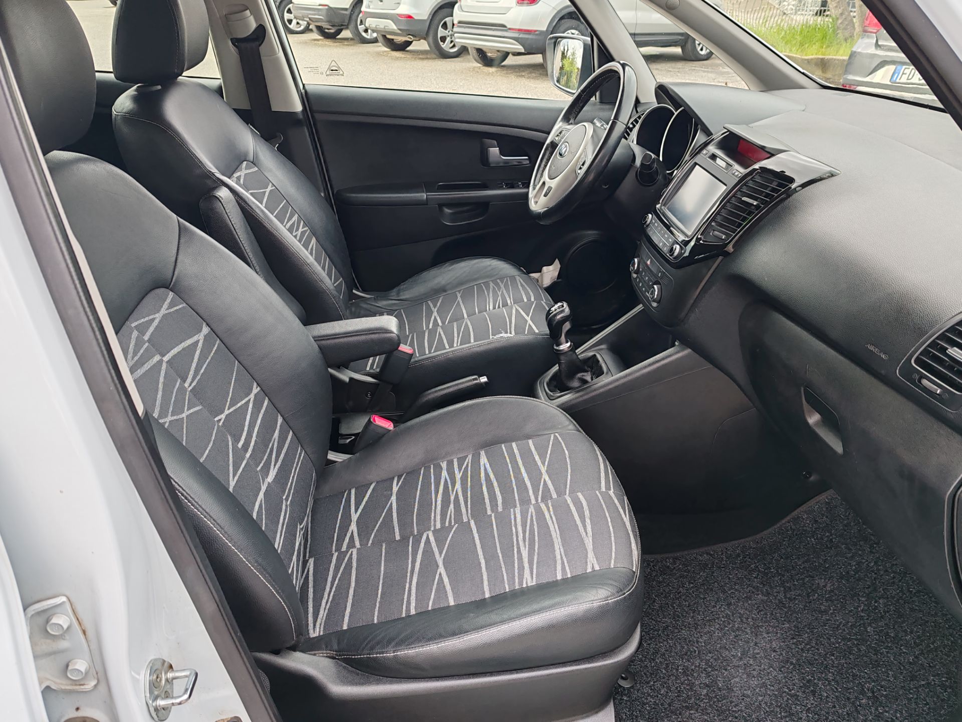 Kia Venga 1.4 CRDi 90 CV S&S High Tech
