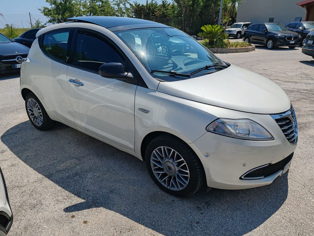 Lancia Ypsilon 1.3 MJT 16V 95 CV 5p. S&S Plat.