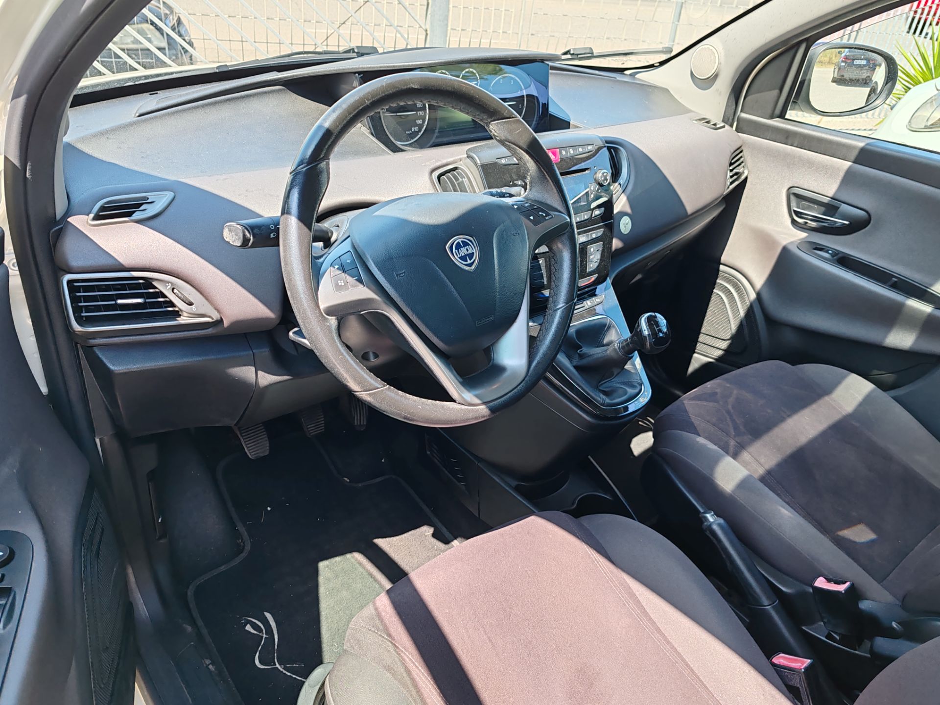 Lancia Ypsilon 1.3 MJT 16V 95 CV 5p. S&S Plat.