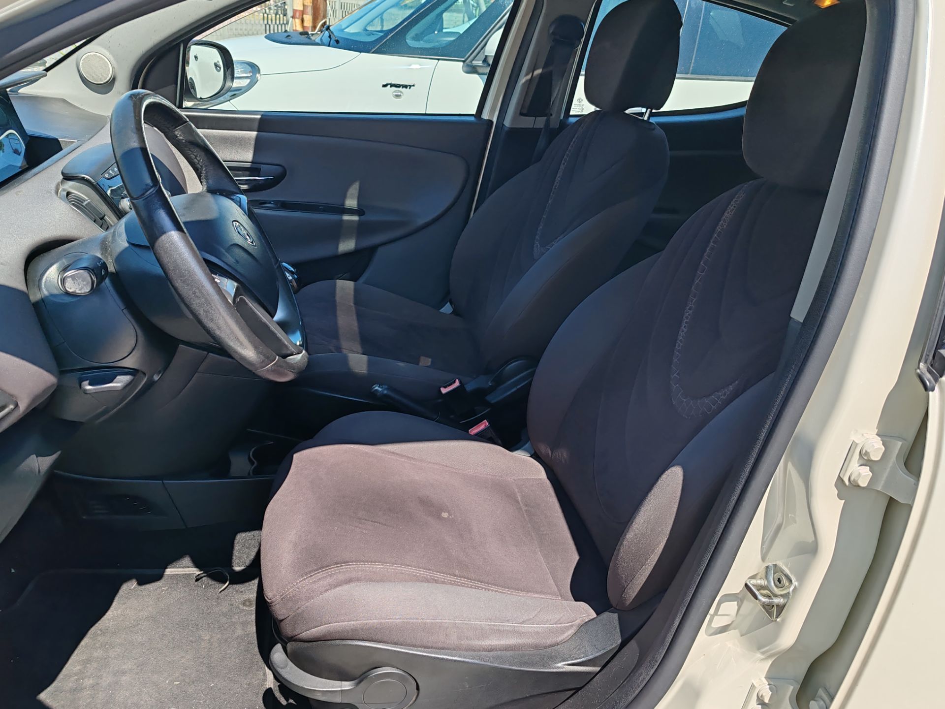 Lancia Ypsilon 1.3 MJT 16V 95 CV 5p. S&S Plat.