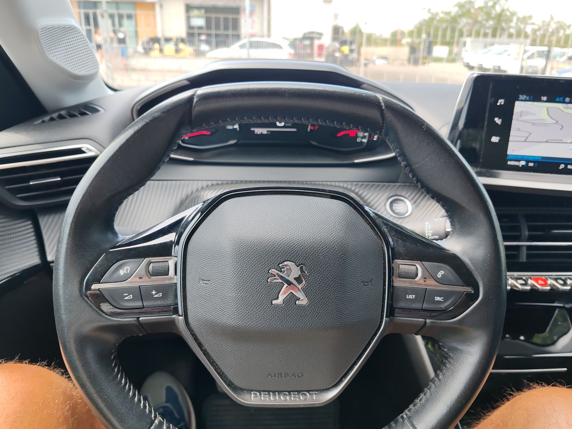 Peugeot 208 BlueHDi 100 S&S 5p. Allure