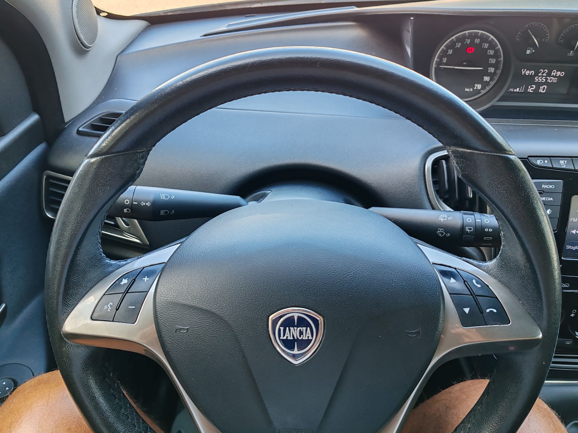 Lancia Ypsilon 1.2 69 CV 5p. GPL Ecochic Gold