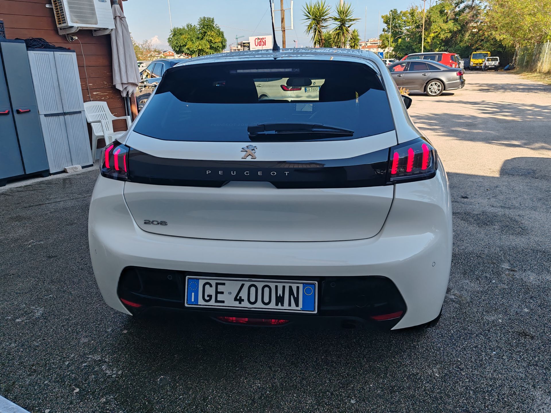 Peugeot 208 BlueHDi 100 S&S 5p. Allure