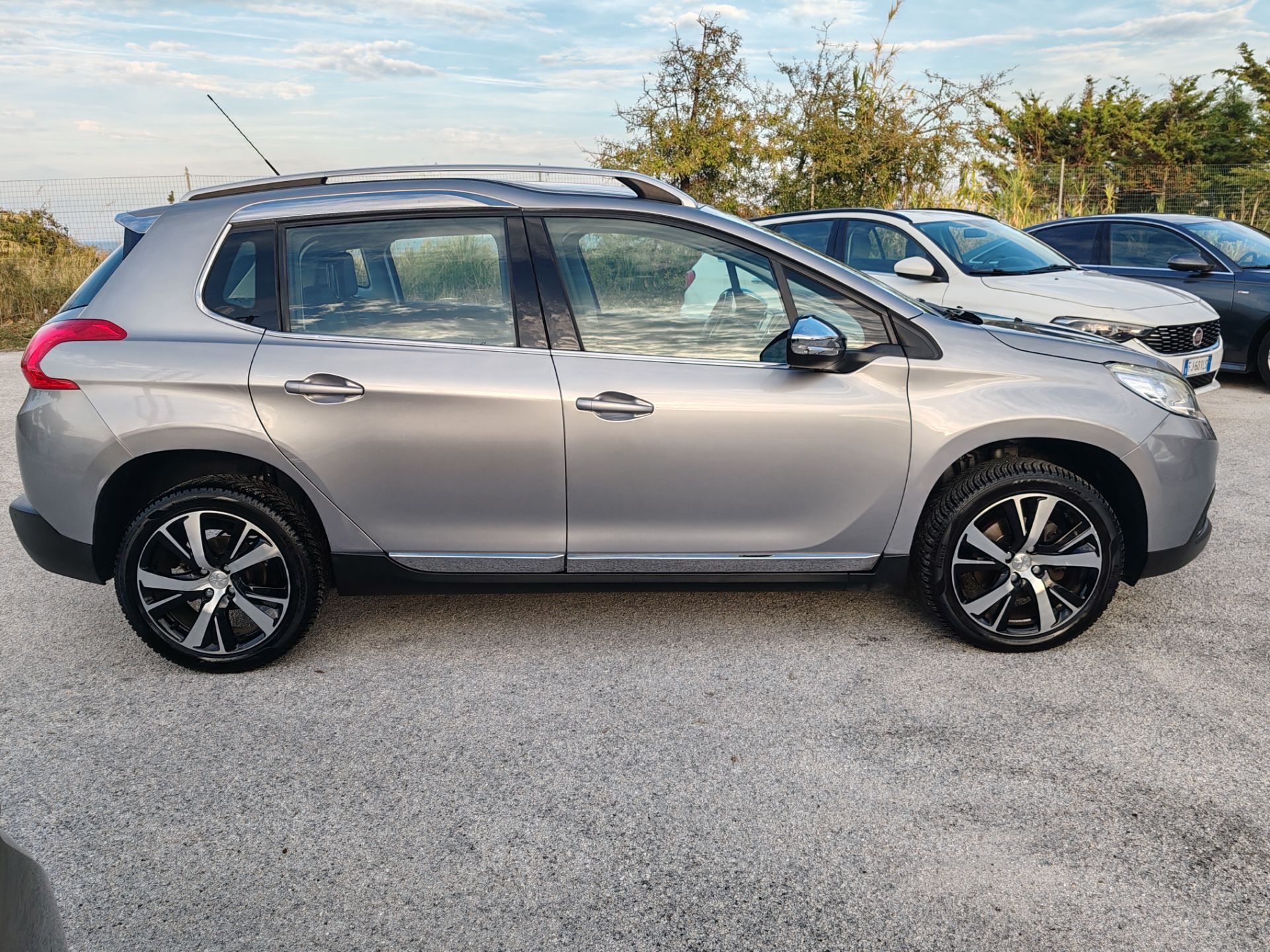Peugeot 2008  1.6 Hdi Allure