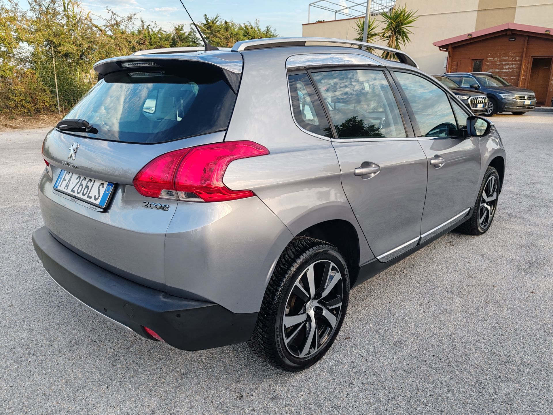 Peugeot 2008  1.6 Hdi Allure