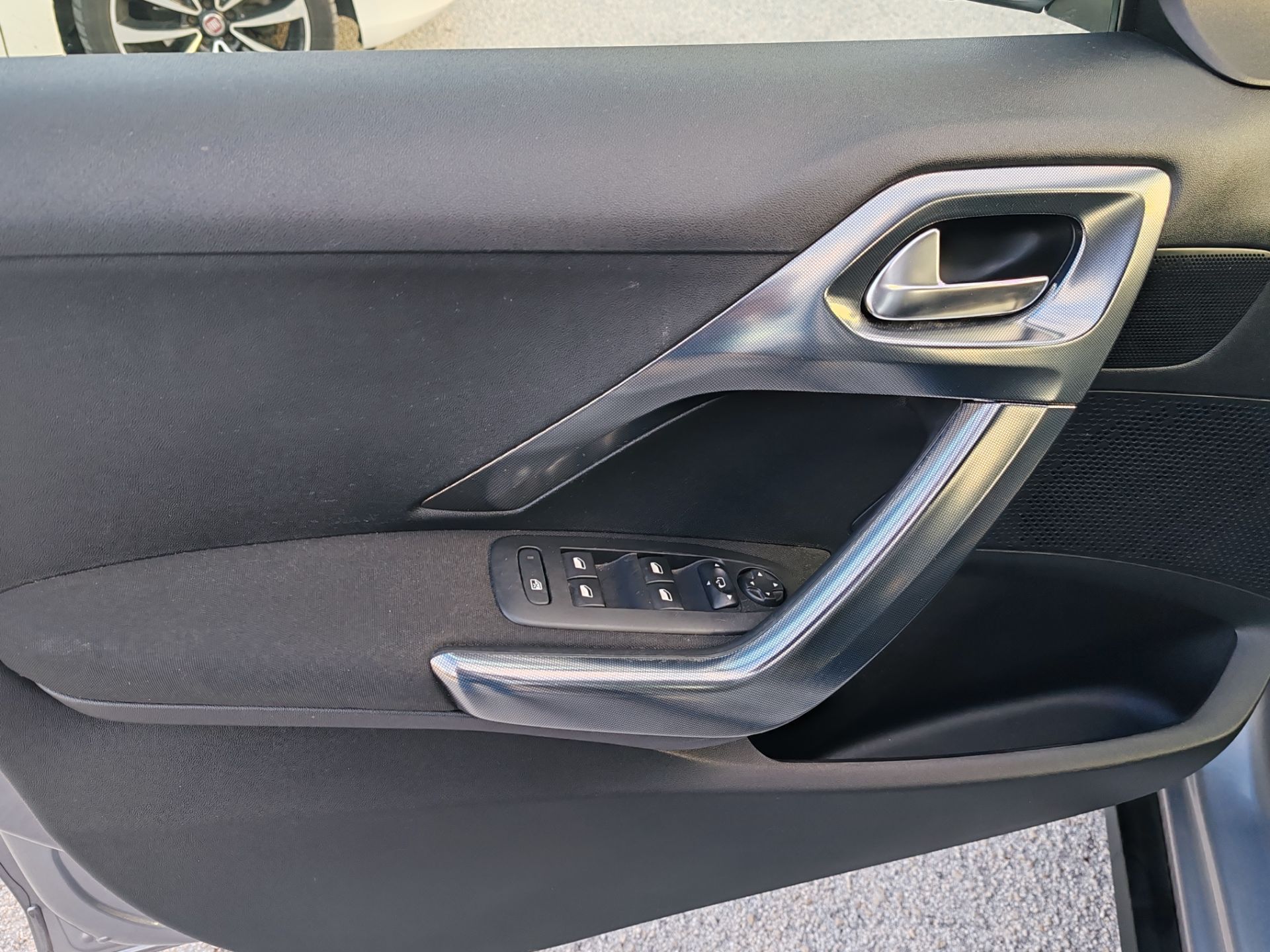 Peugeot 2008  1.6 Hdi Allure