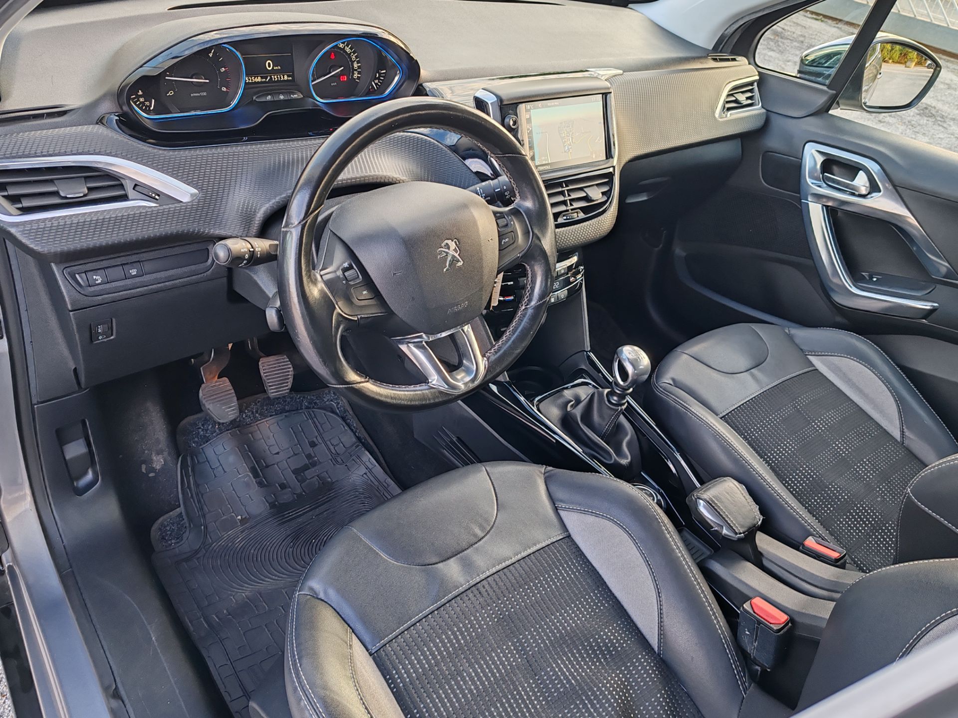 Peugeot 2008  1.6 Hdi Allure