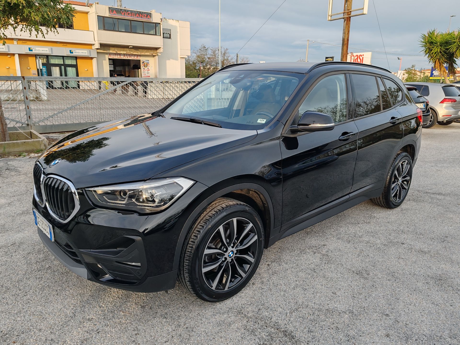 BMW X1  SDrive18d Business Advantage Aut.
