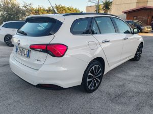 Fiat Tipo 1.6 Mjt S&S SW Lounge
