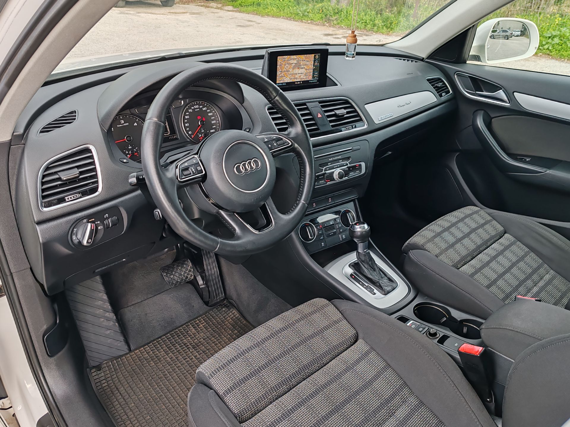 Audi Q3  2.0 TDI Quattro S tronic Edition