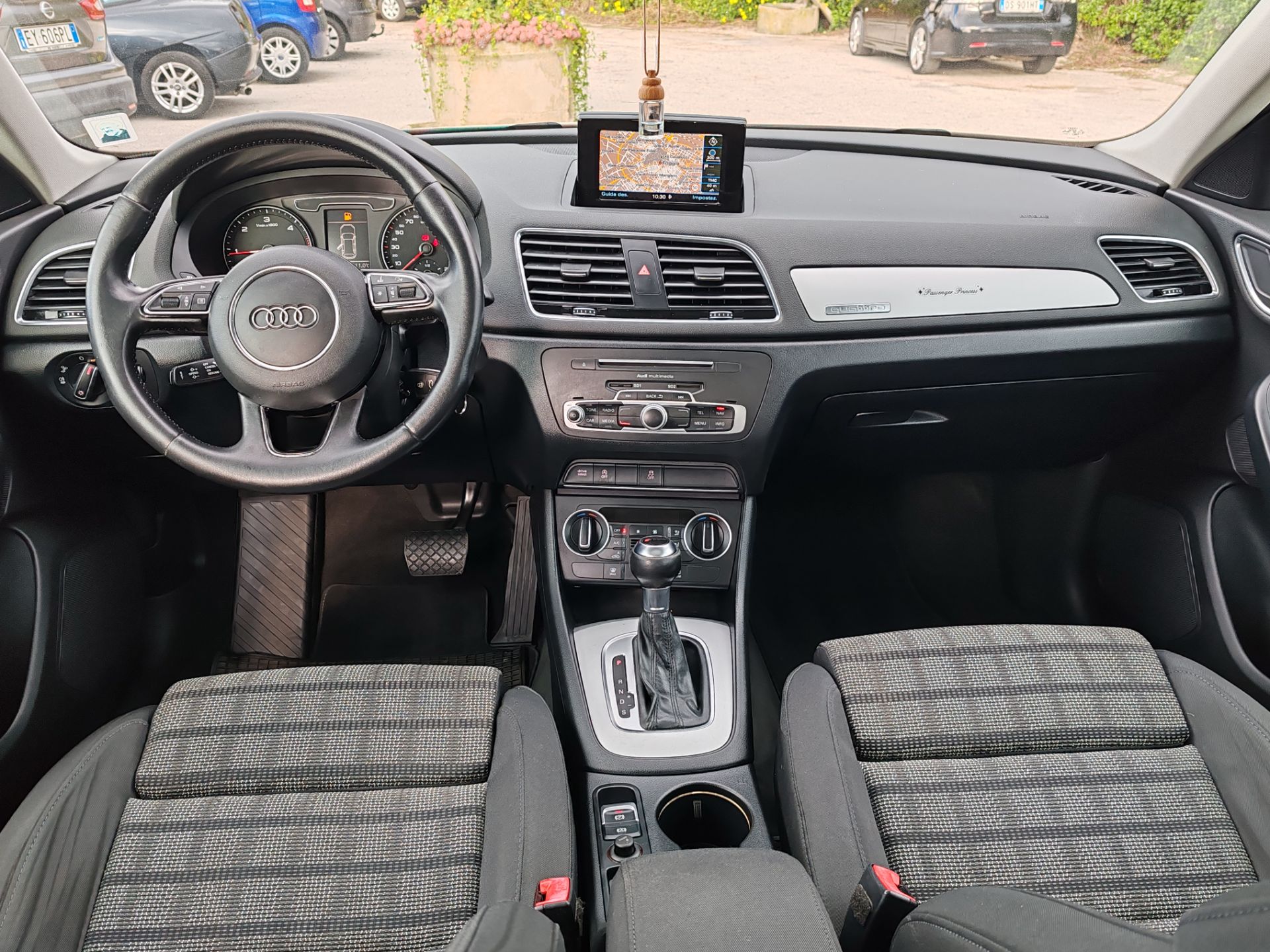 Audi Q3  2.0 TDI Quattro S tronic Edition
