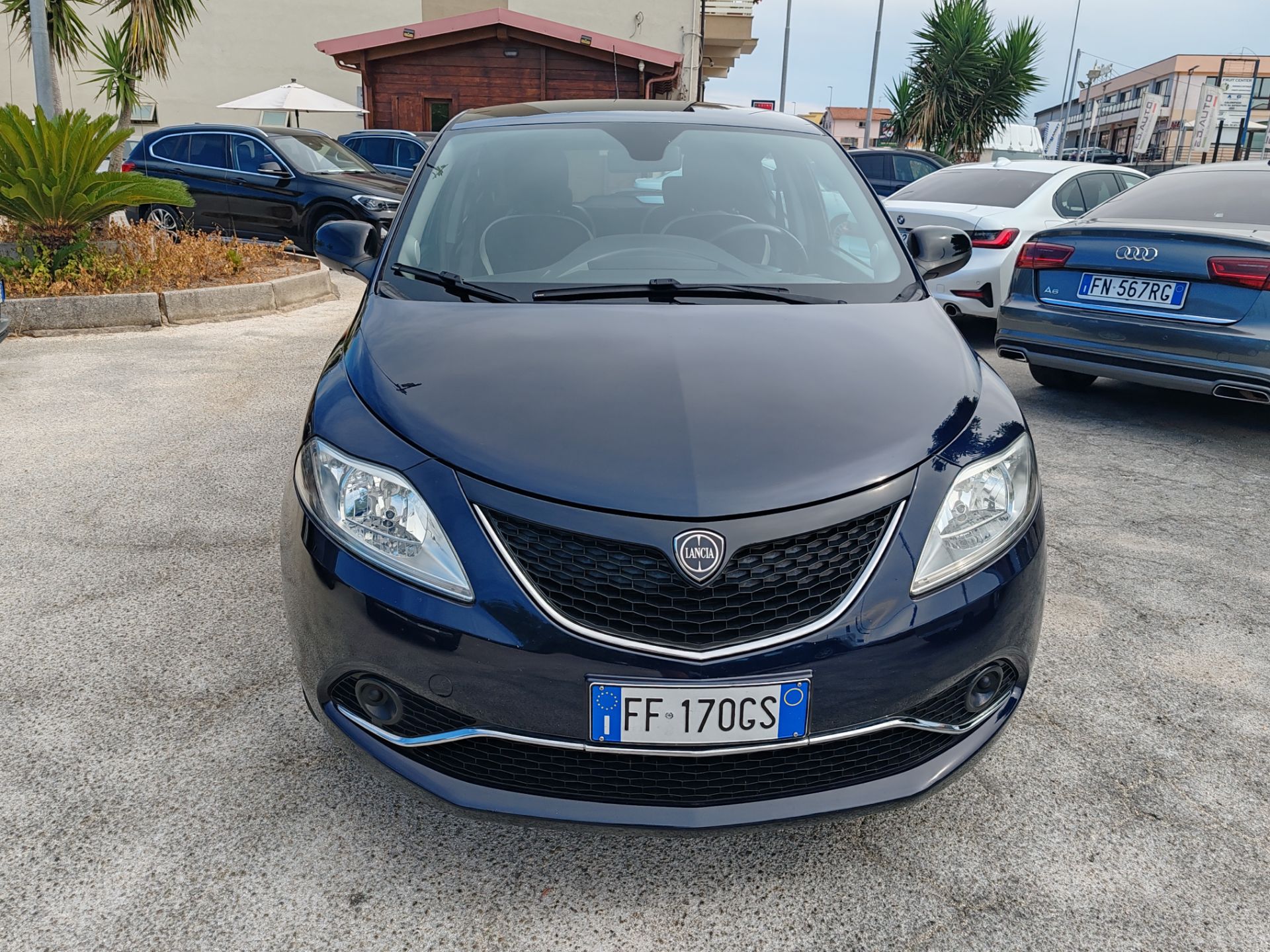 Lancia Ypsilon 1.3 MJT 95 CV 5p. S&S Gold