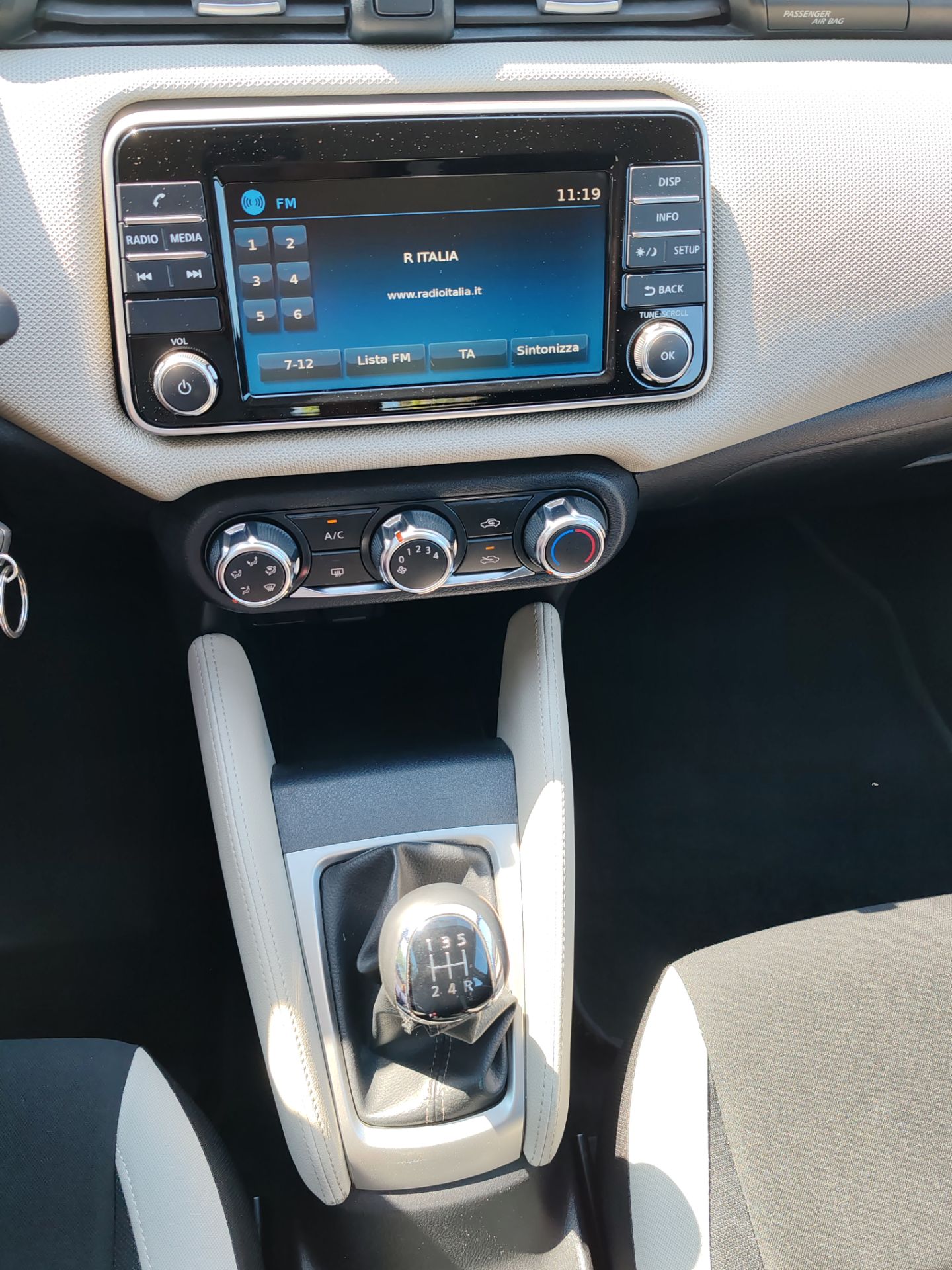 Nissan Micra DCi 90 5p. Acenta