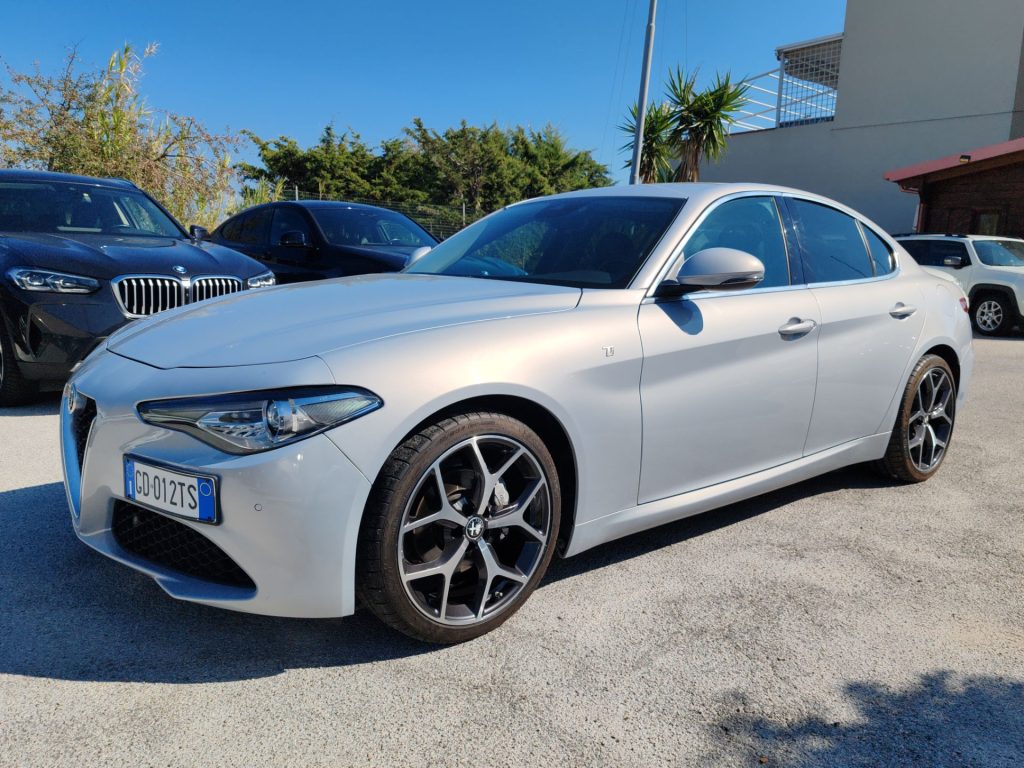 Alfa Romeo Giulia  2.2 TD AT8 190cv Ti