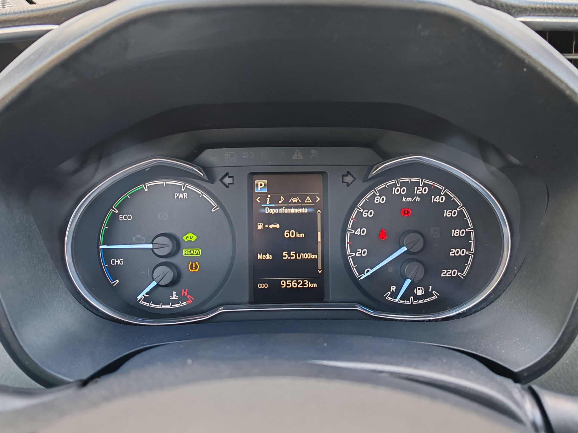 Toyota Yaris 1.5 Hybrid 5p. Business